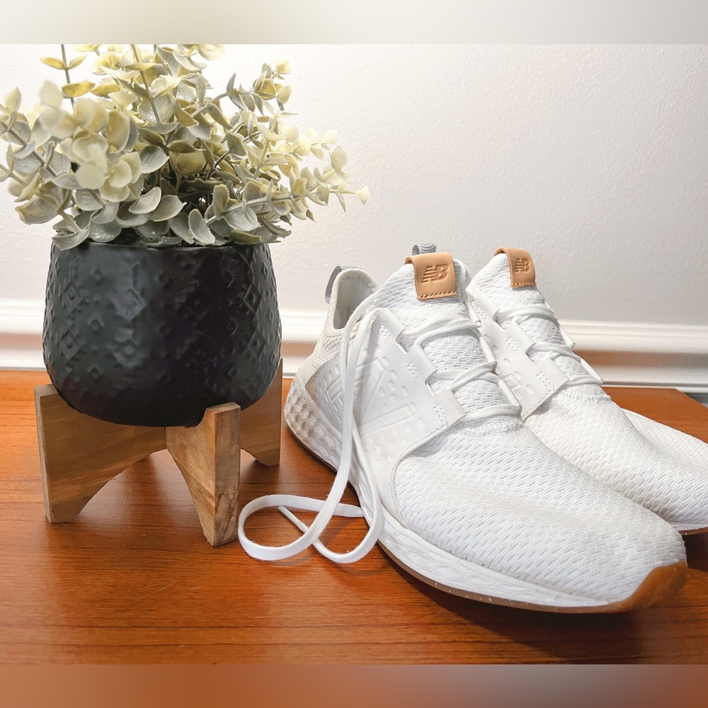 White New Balance size 10